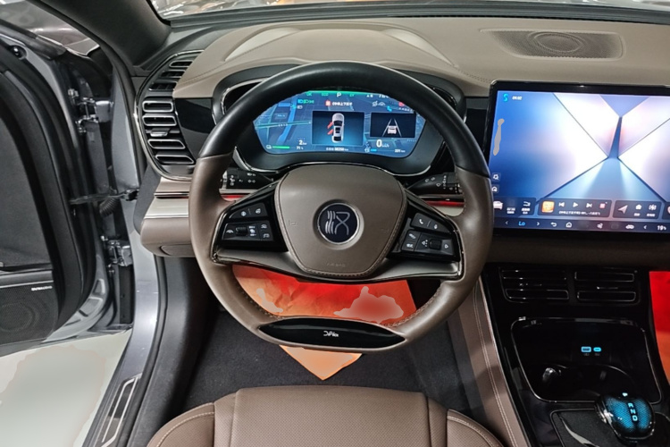 BYD Han 2024 car image #11