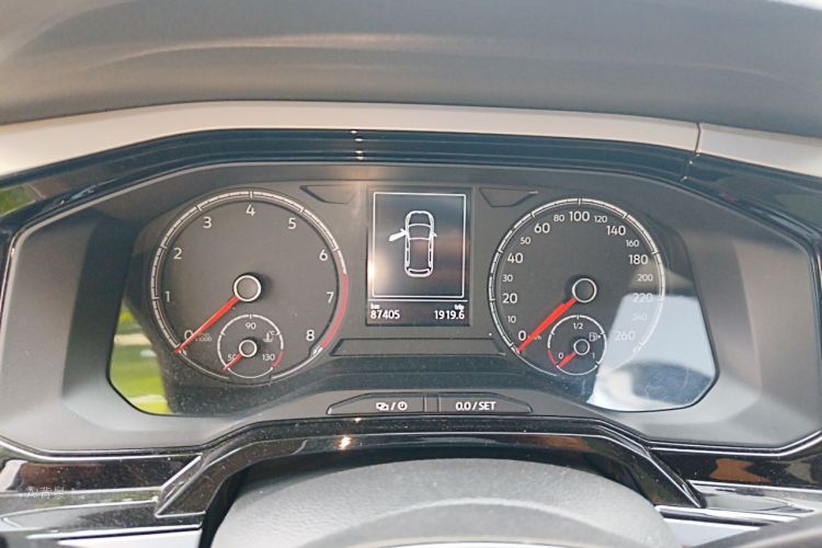 Volkswagen Polo 2020 car image #13