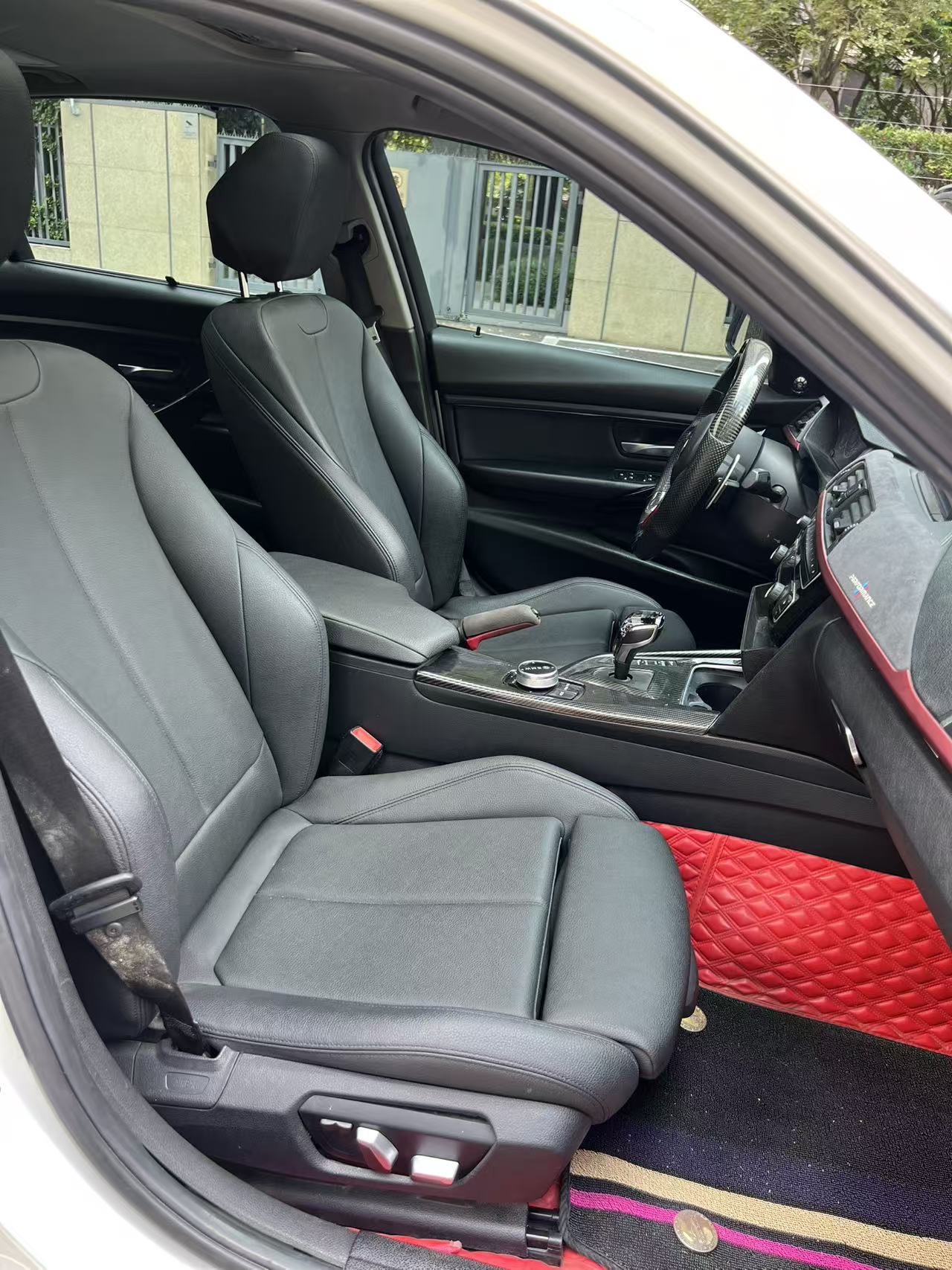 BMW 3 Series 2018 car image #5