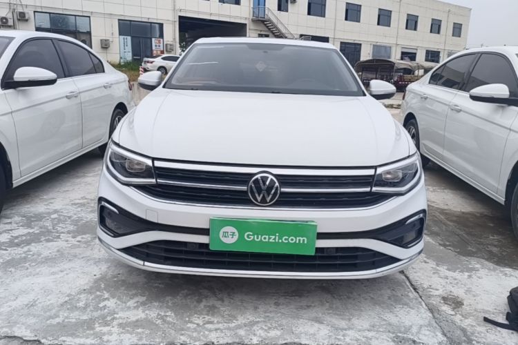 Volkswagen Bora 2023 immagine di auto #3