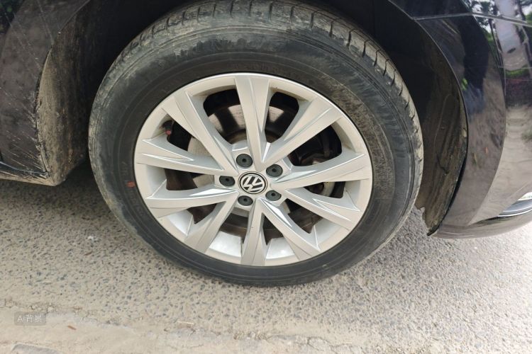 Volkswagen Lavida 2016 car image #9