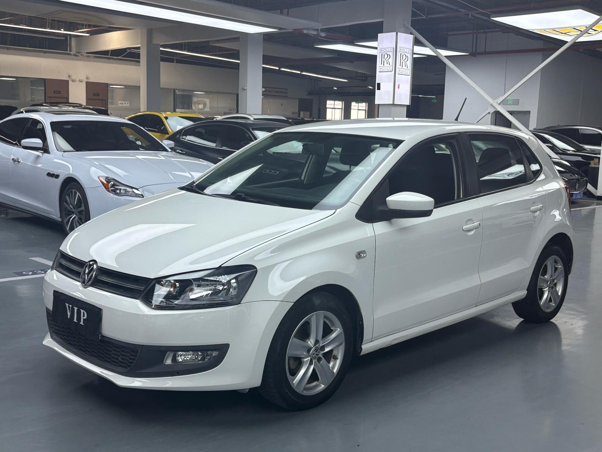 Volkswagen Polo 2012 Volkswagen Polo 2012 car image