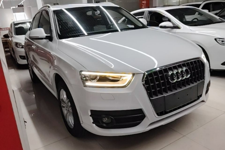 Audi Q3 2015 #4 Audi Q3 2015 immagine di auto #4