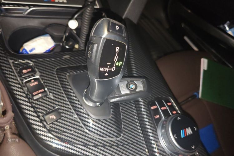 BMW 3 Series 2019 #16 BMW 3 Series 2019 car image #16