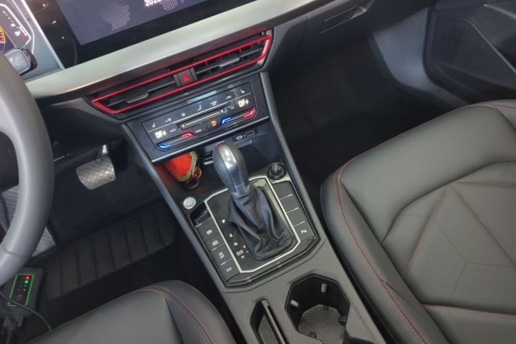 Volkswagen Lavida 2024 car image #14