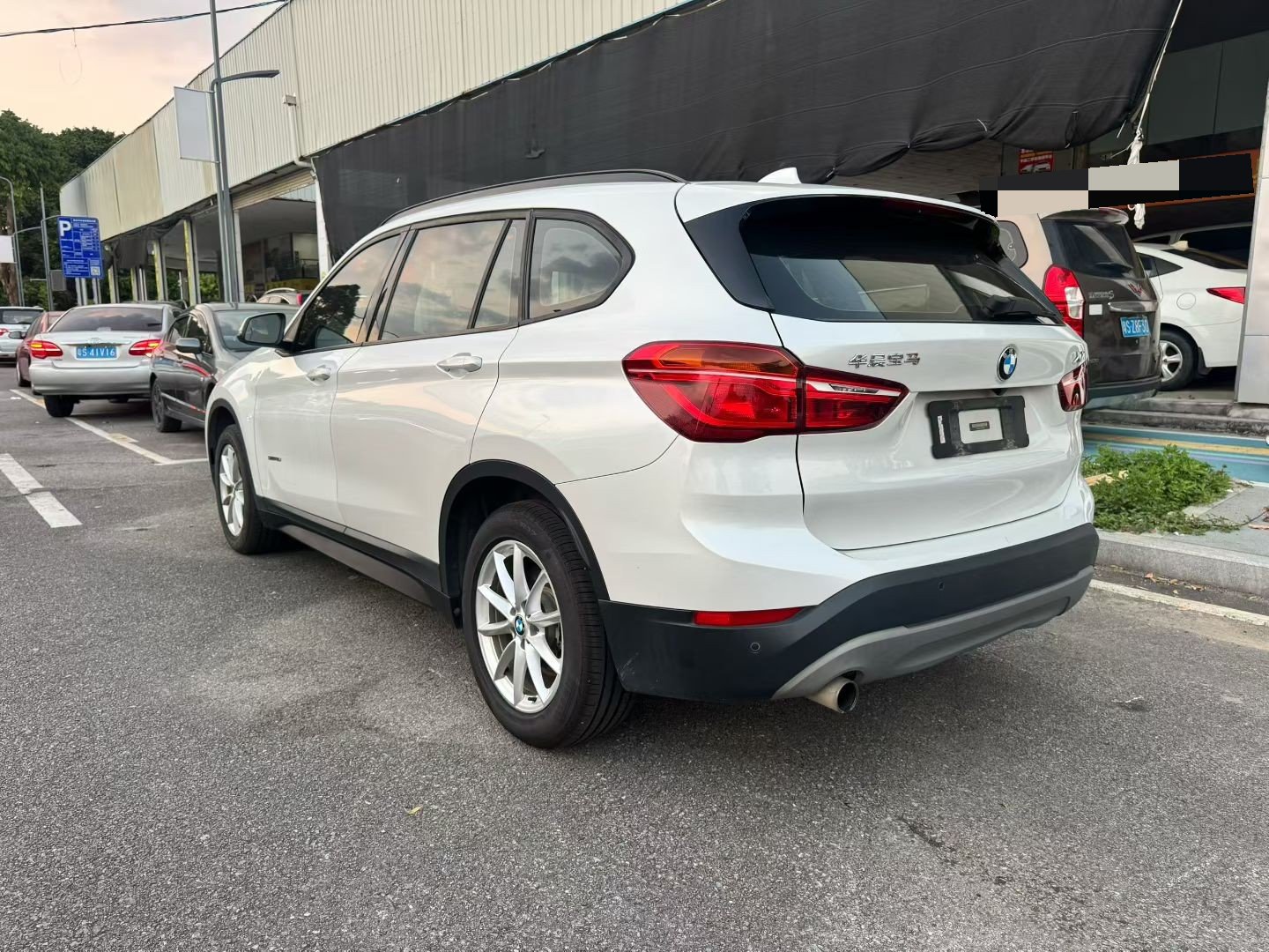 BMW X1 2018 #8 BMW X1 2018 изображение автомобиля #8