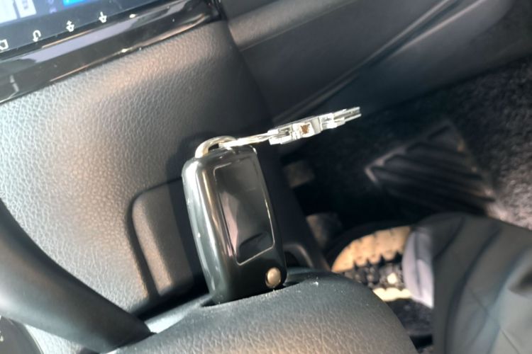 Volkswagen Polo 2019 car image #9