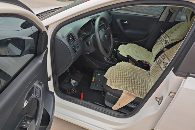 Volkswagen Polo 2017 #16 Volkswagen Polo 2017 car image #16