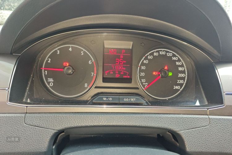 Volkswagen Santana 2019 #13 Volkswagen Santana 2019 car image #13