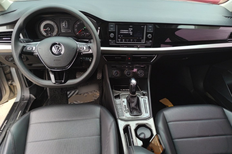 Volkswagen Lavida 2019 #10 Volkswagen Lavida 2019 car image #10