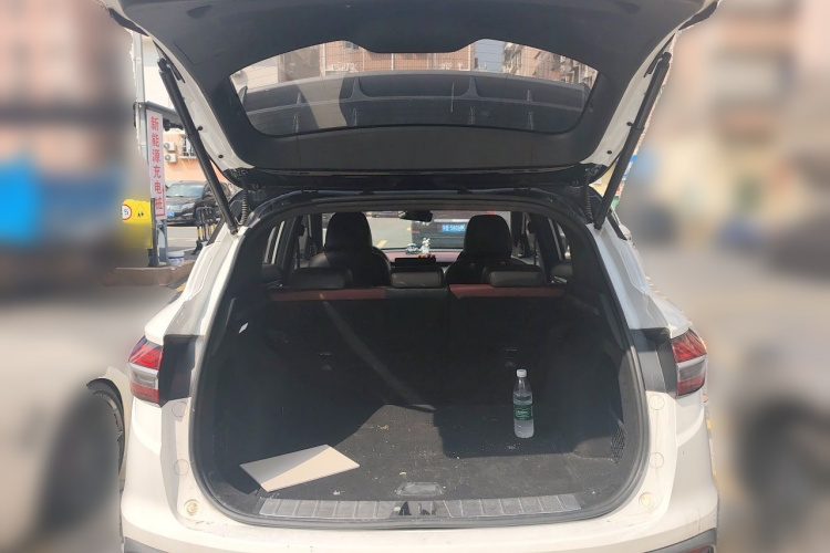 GEELY Coolray 2020 immagine di auto #21