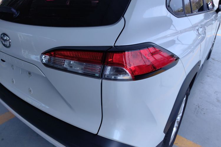 Toyota Corolla Cross 2022 immagine di auto #8