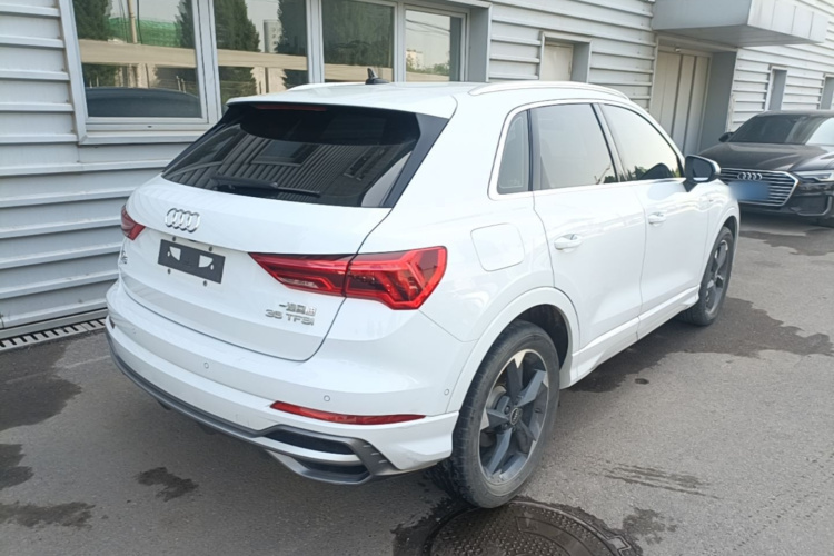 Audi Q3 2023 #5 Audi Q3 2023 immagine di auto #5