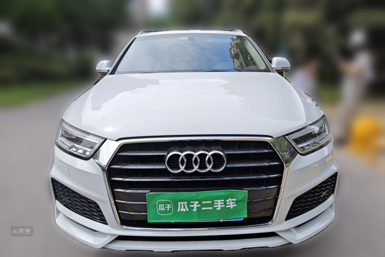 Audi Q3 2019 immagine di auto #3
