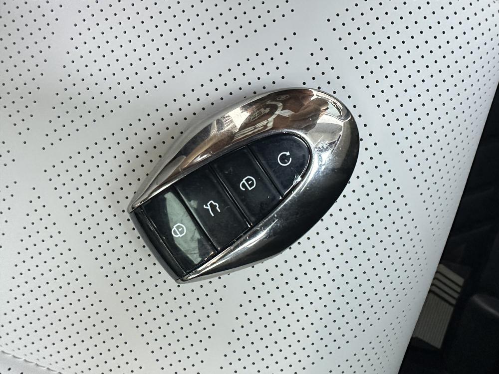 GEELY Emgrand 2026 car image #11