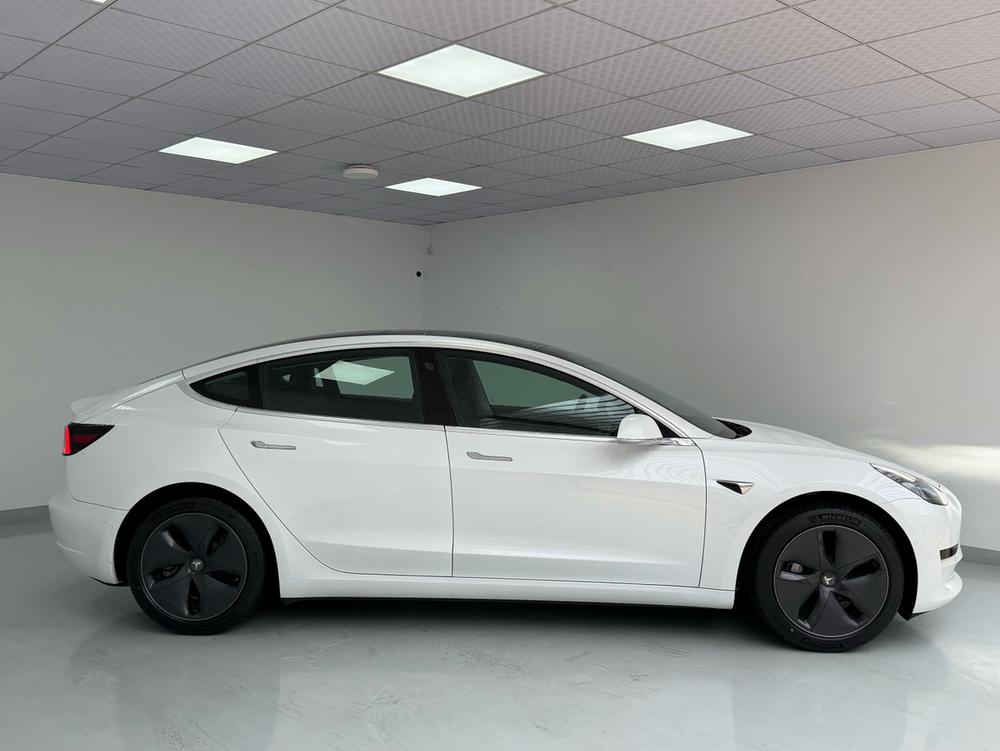 Tesla Model 3 2022 #4 Tesla Model 3 2022 car image #4