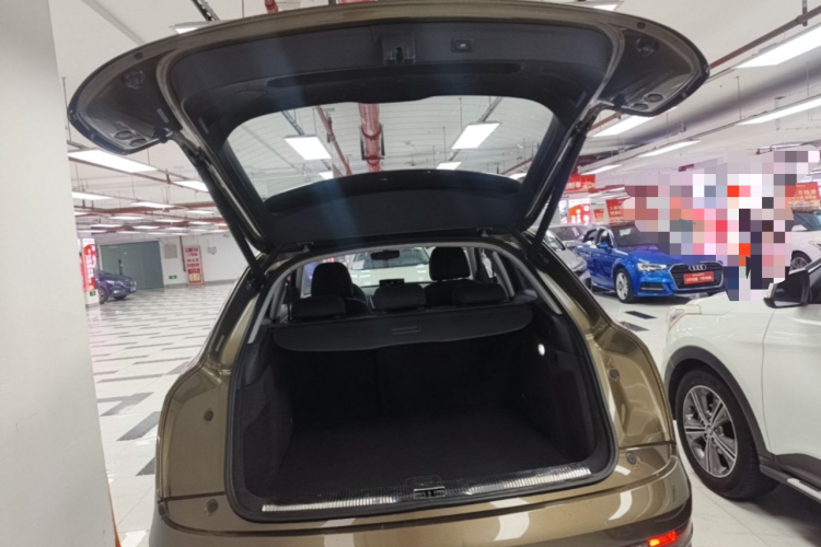 Audi Q3 2016 #19 Audi Q3 2016 car image #19