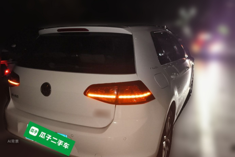 Volkswagen Golf 2017 car image #7