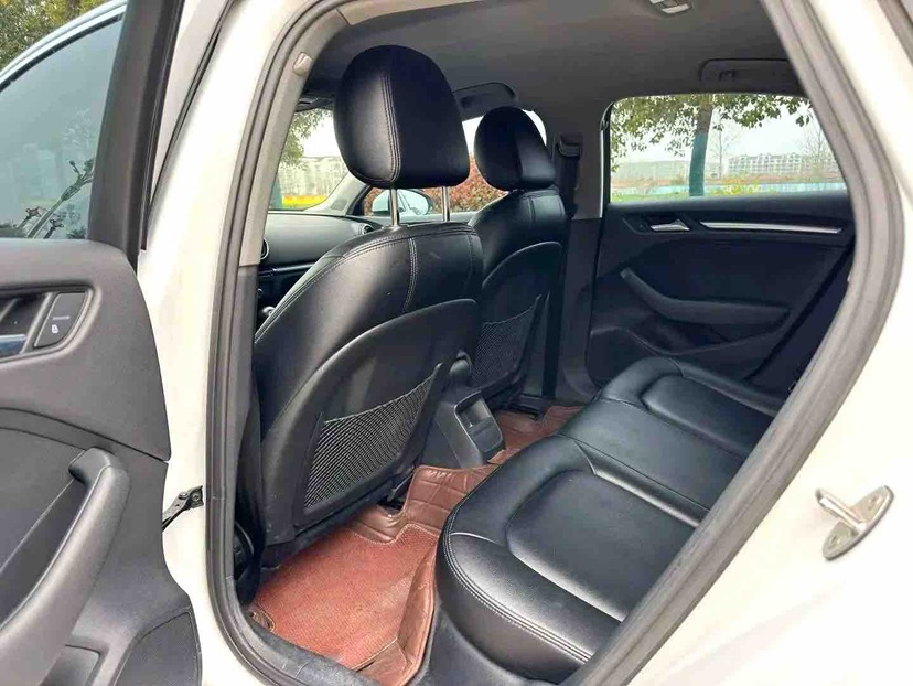 Audi A3 2019 car image #4
