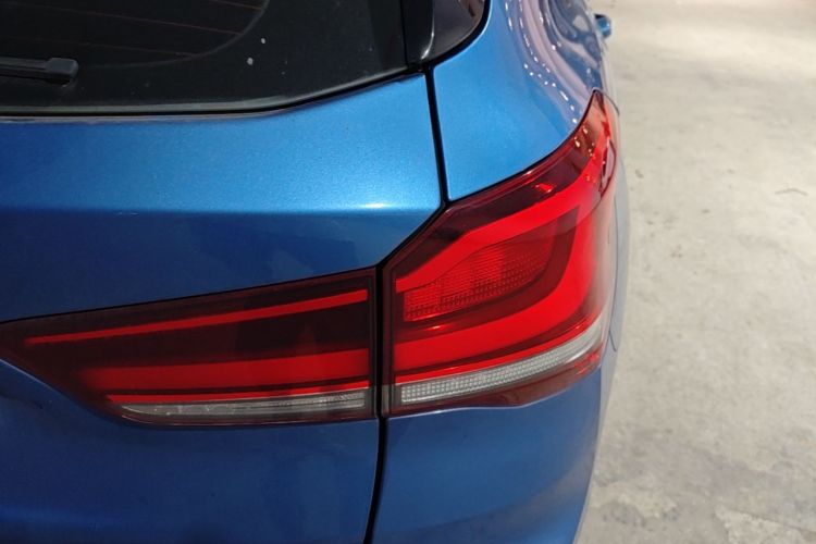 BMW X1 2019 car image #8
