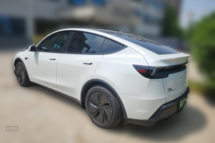 Tesla Model Y 2025 #5 Tesla Model Y 2025 car image #5