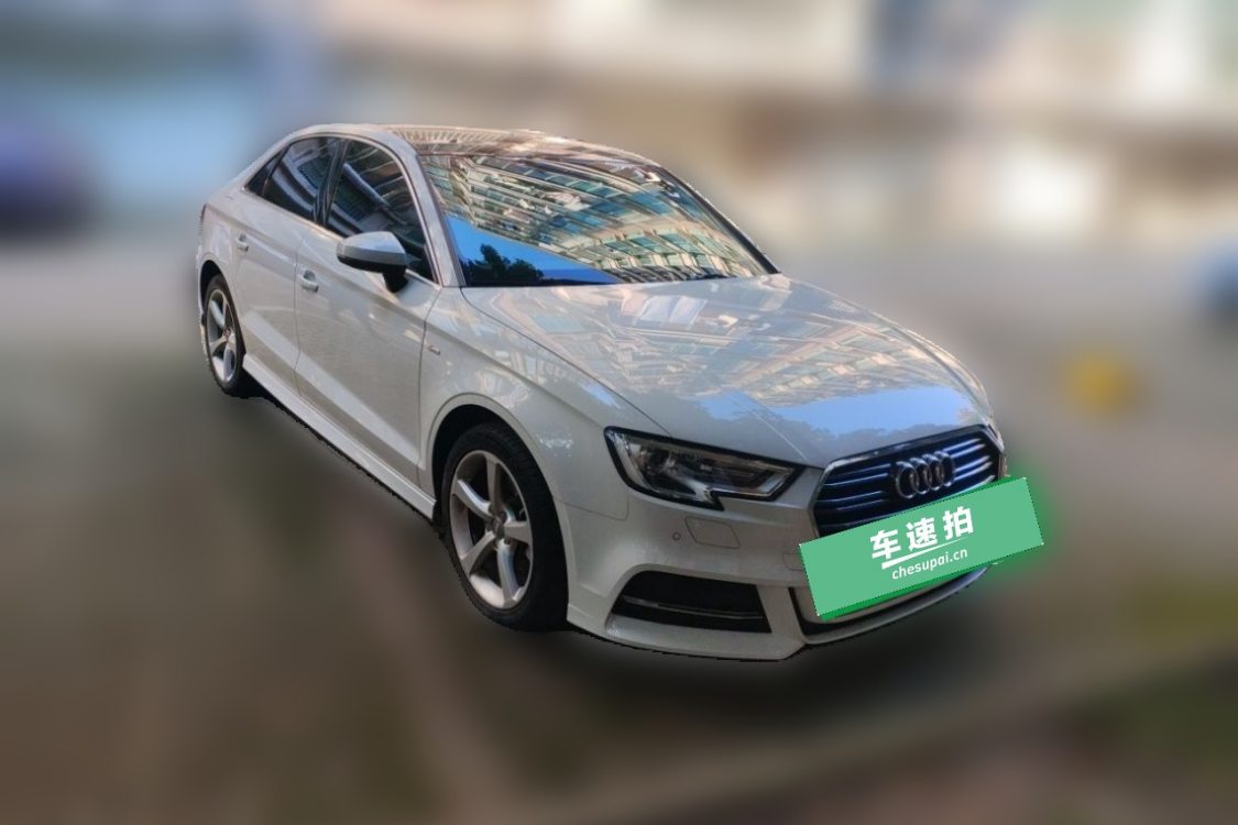 Audi A3 2018 car image #2