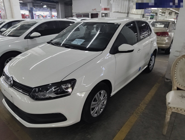 Volkswagen Polo 2017 Volkswagen Polo 2017 car image