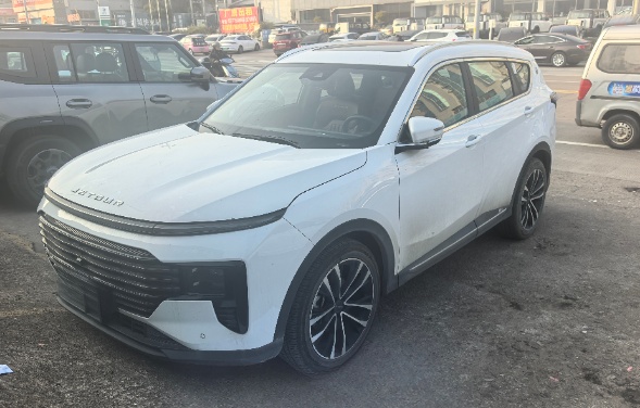 Jetour X70 PLUS 2024 immagine di auto 