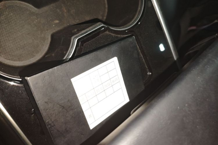 Tesla Model 3 2020 car image #9