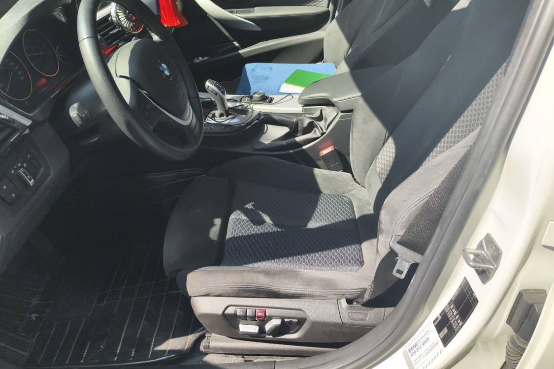 BMW 3 Series 2016 #18 BMW 3 Series 2016 car image #18