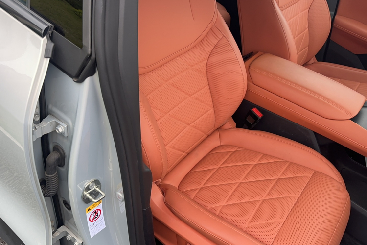 Deepal S05 2024 car image #24