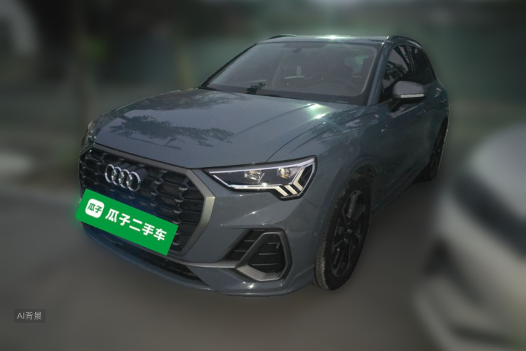Audi Q3 2022 car image #2