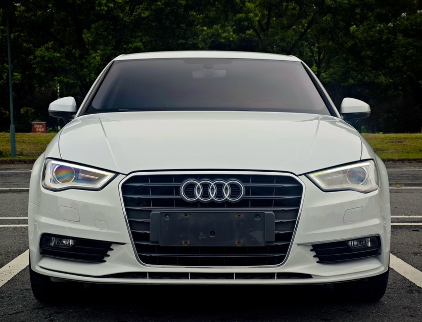 Audi A3 2016 car image #2
