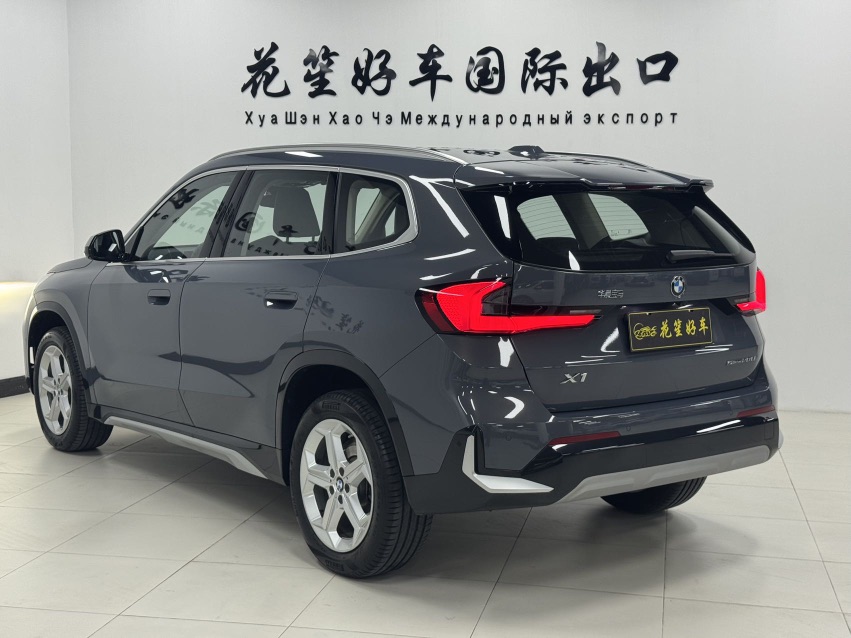 BMW X1 2025 car image #5
