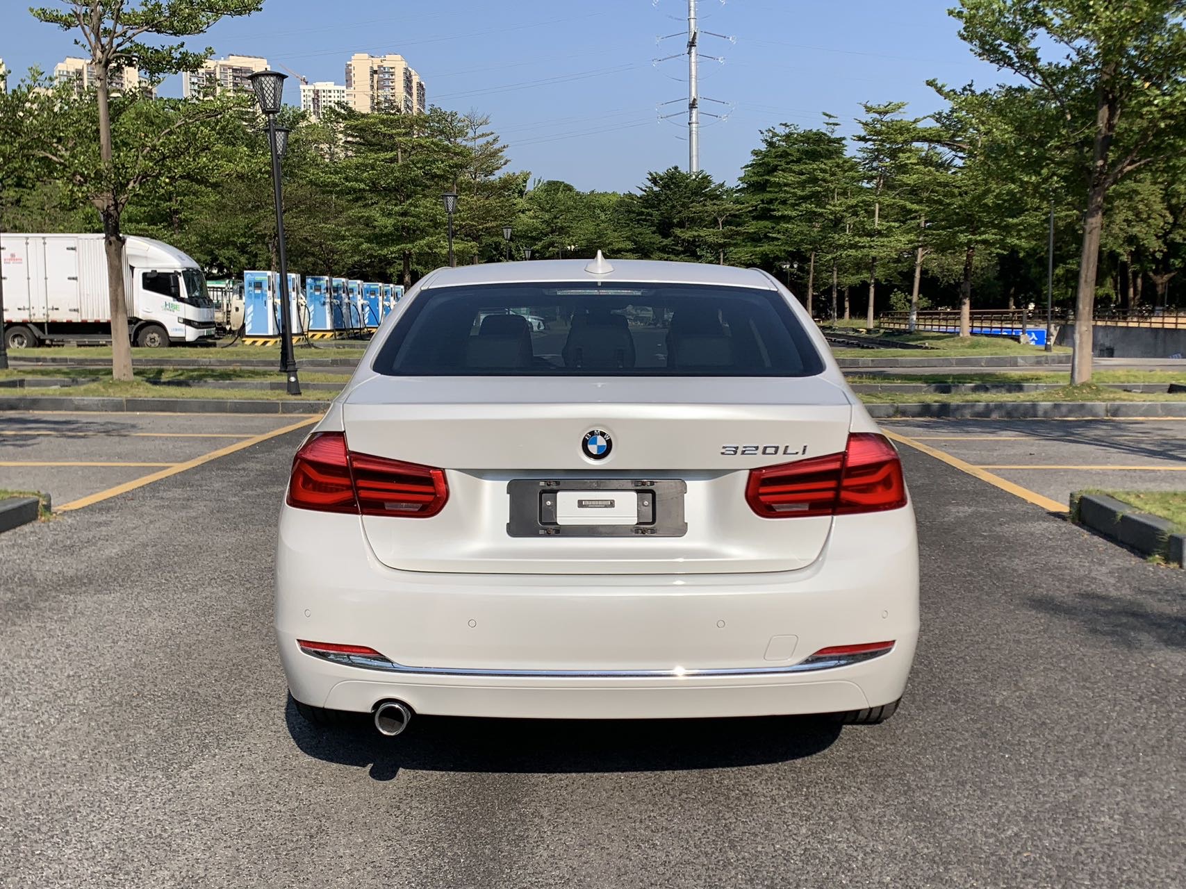 BMW 3 Series 2015 #5 BMW 3 Series 2015 صورة سيارة #5