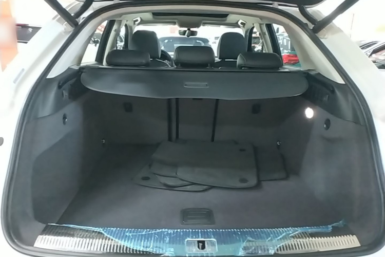 Audi Q3 2019 #19 Audi Q3 2019 car image #19