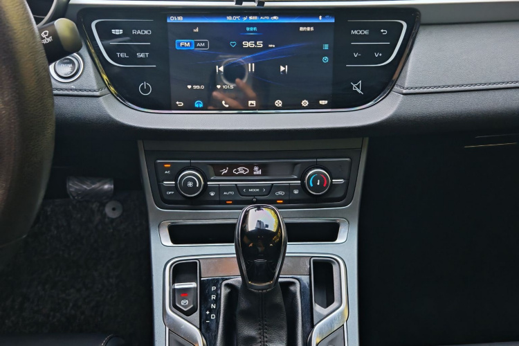 GEELY Emgrand 2020 immagine di auto #15