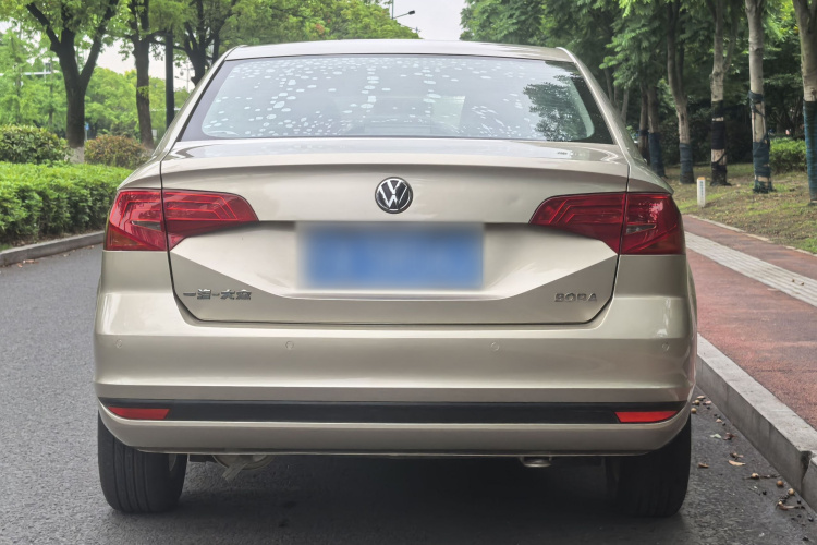 Volkswagen Bora 2018 #8 Volkswagen Bora 2018 car image #8