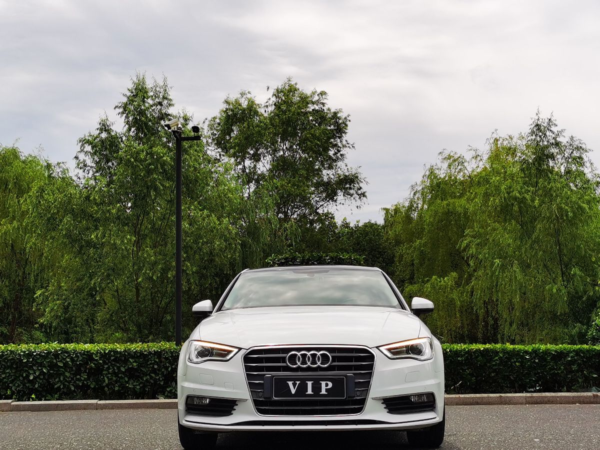 Audi A3 2017 car image #2