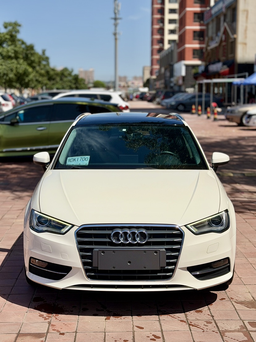 Audi A3 2015 car image #2