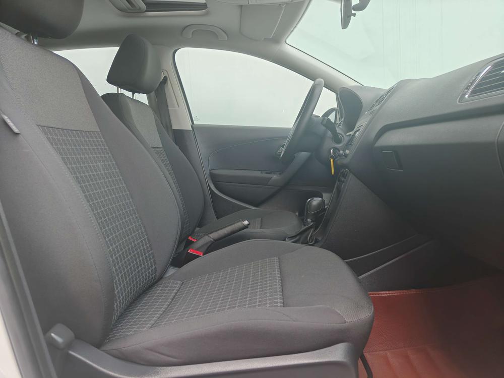 Volkswagen Polo 2016 #14 Volkswagen Polo 2016 car image #14