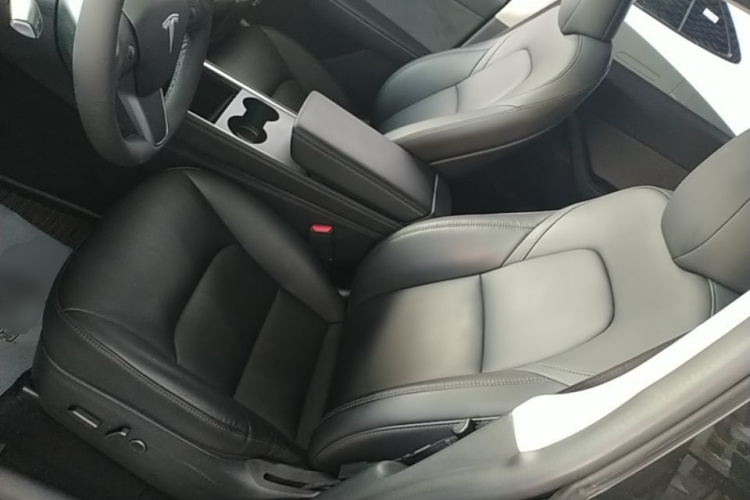 Tesla Model Y 2023 #15 Tesla Model Y 2023 car image #15