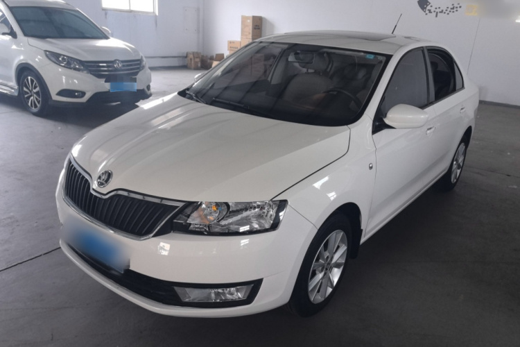 Skoda Rapid 2017 image de voiture #2
