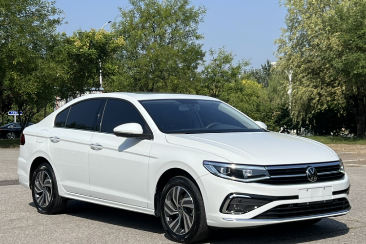 Volkswagen Bora 2024 car image #3