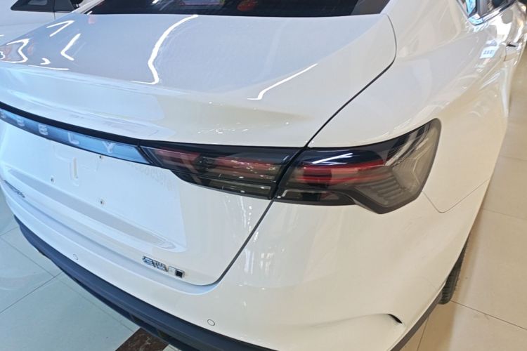 GEELY Binray 2023 car image #8