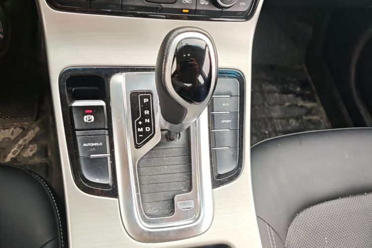 GEELY Emgrand GL 2017 car image #14
