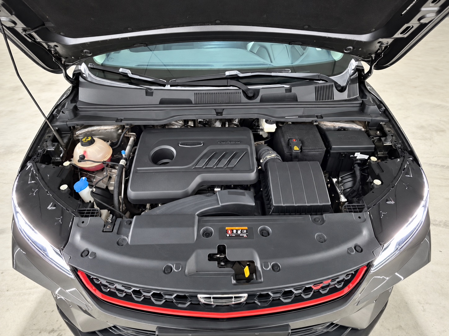 GEELY Coolray 2022 #9 GEELY Coolray 2022 car image #9