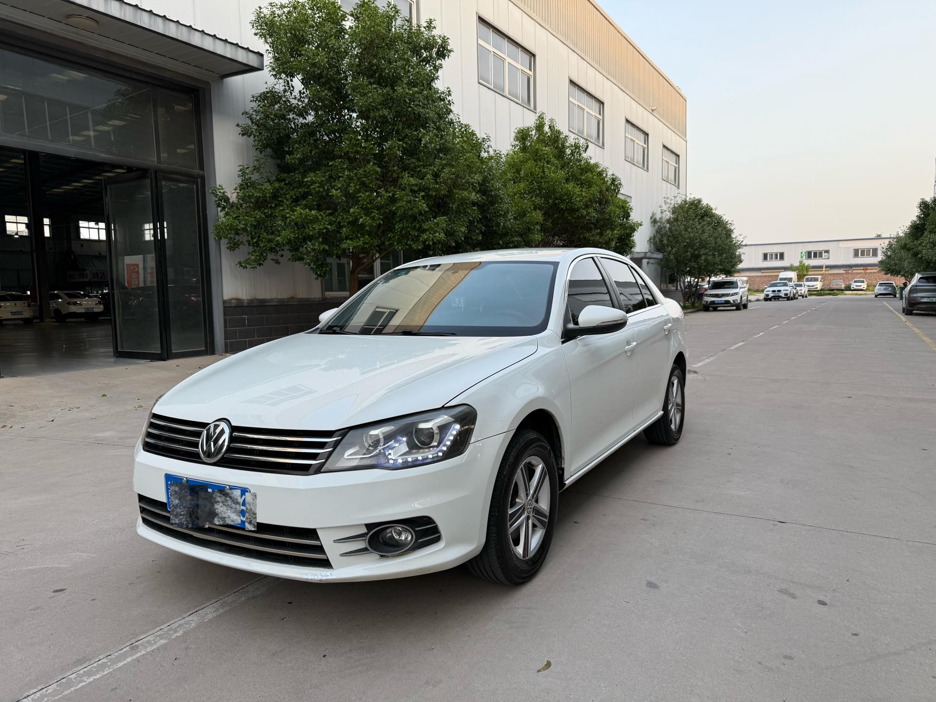 Volkswagen Bora 2013 Volkswagen Bora 2013 car image
