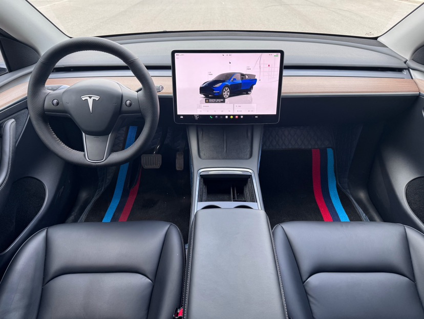 Tesla Model Y 2022 car image #7