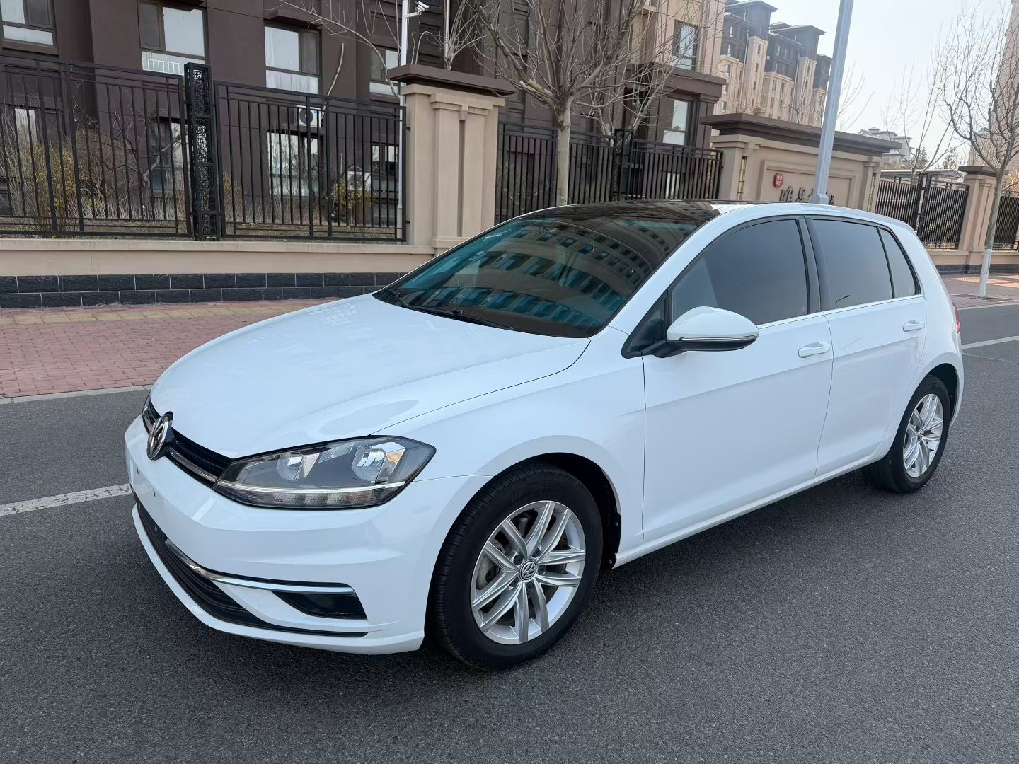 2019 2019 car image